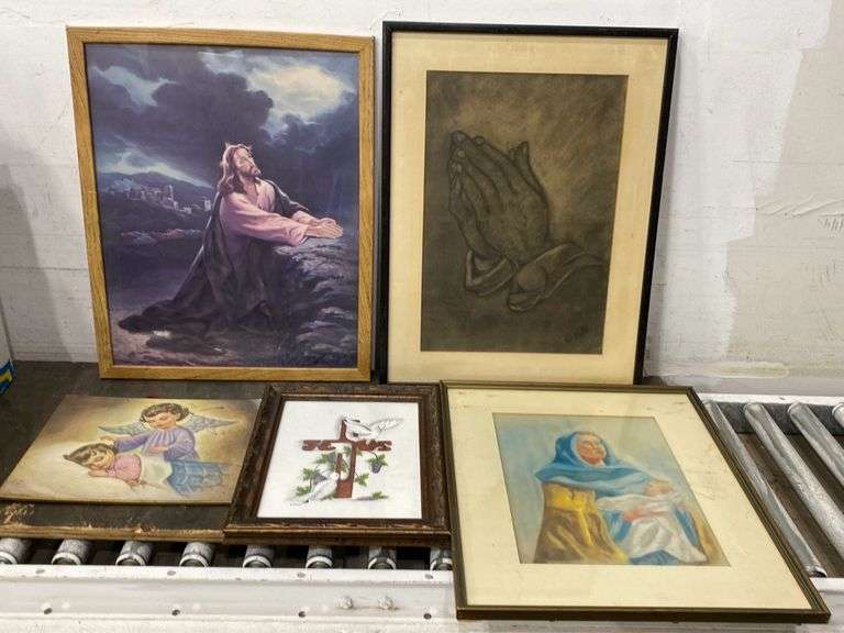 Various religious themed wall art. 2c - Lil Dusty Online Auctions - All ...