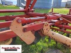 Krause 4900 Tandem Disk, 24’, 11L-15 Tires on 6 Bolt Rims, Approx 22” Disks, (Model: 4945WR), Very Low Acres, SN: 1162