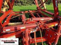 Krause 4900 Tandem Disk, 24’, 11L-15 Tires on 6 Bolt Rims, Approx 22” Disks, (Model: 4945WR), Very Low Acres, SN: 1162