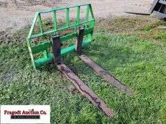 Pallet Forks, Came off John Deere 673 Self Leveling Loader