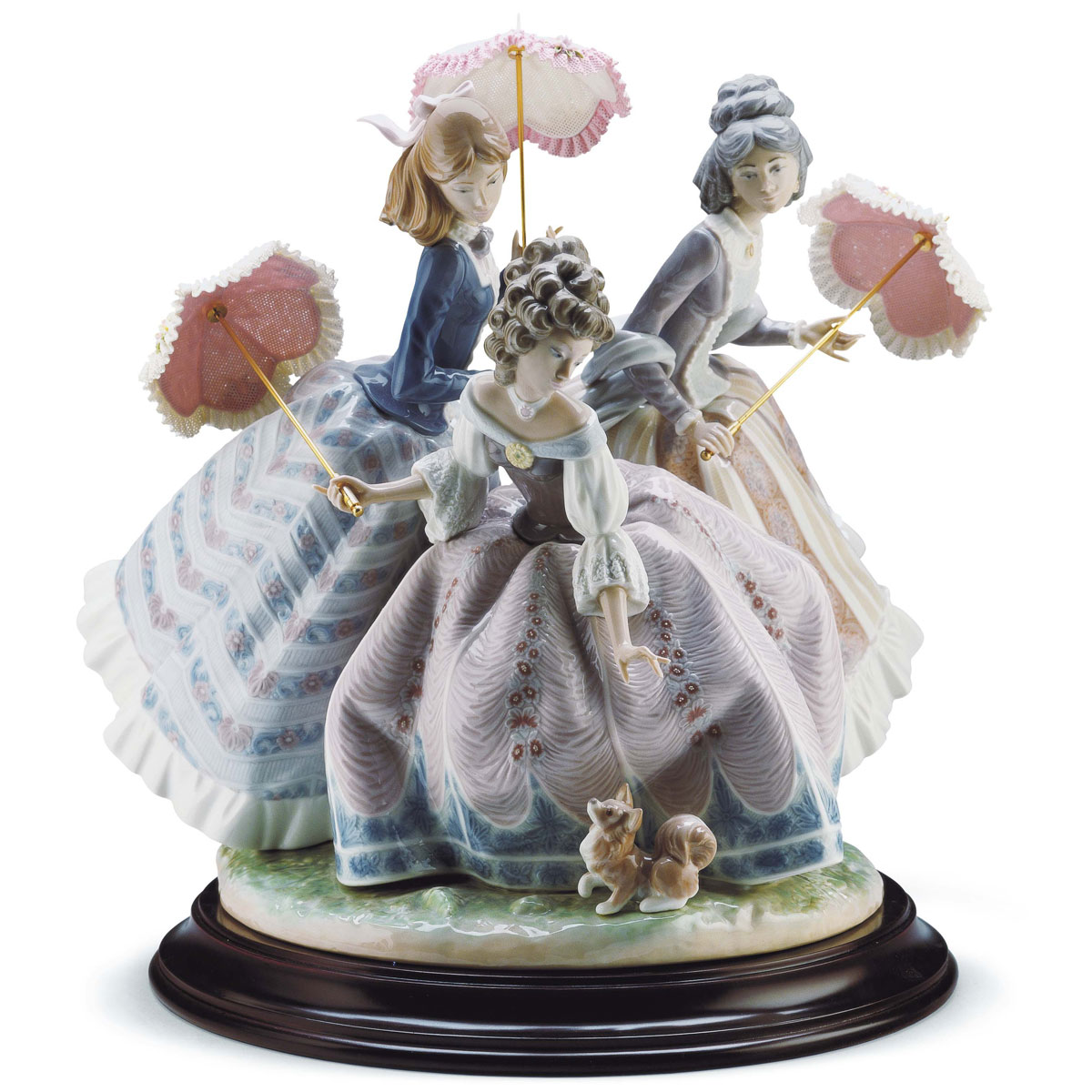 Lladro Classic Sculpture, Three Sisters Sculpture. Limited Edition