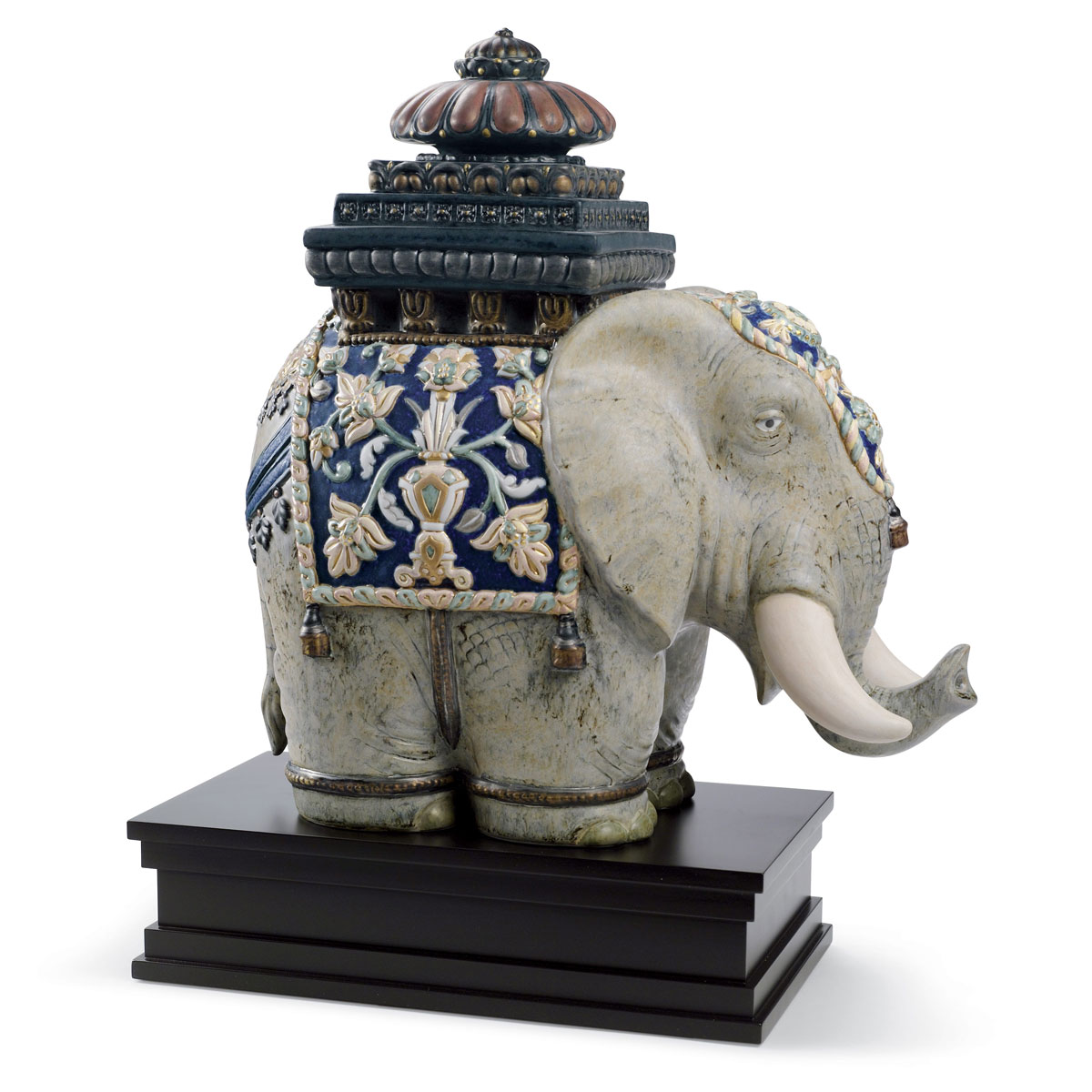 Lladro Classic Sculpture, Siamese Elephant Sculpture. Limited Edition