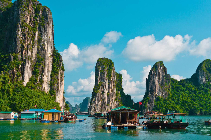 【Family Adventure】12-Day Vietnam Family Adventure Tour from Hanoi: Ha Long, Hue, Hoi An, Ho Chi Minh City and Mekong Delta | Small Group Tour