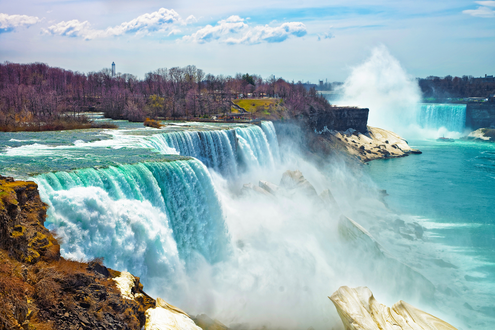 2-Day Niagara Falls Tour from Boston