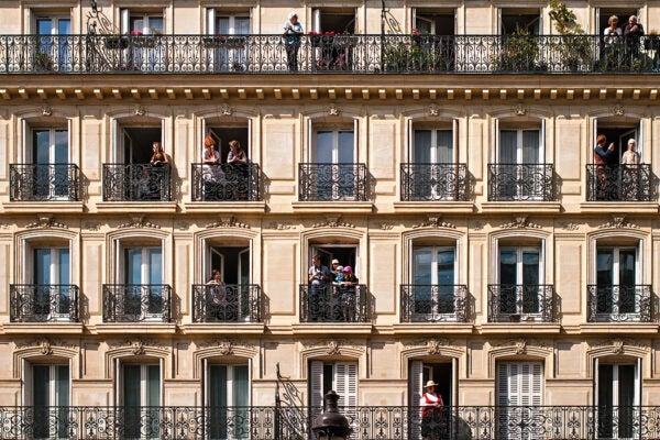 Windows and balconies, 26 Rue Soufflot, 75005 Paris