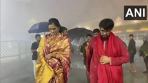 PV Sindhu, Venkata Sai visit Tirumala temple after wedding