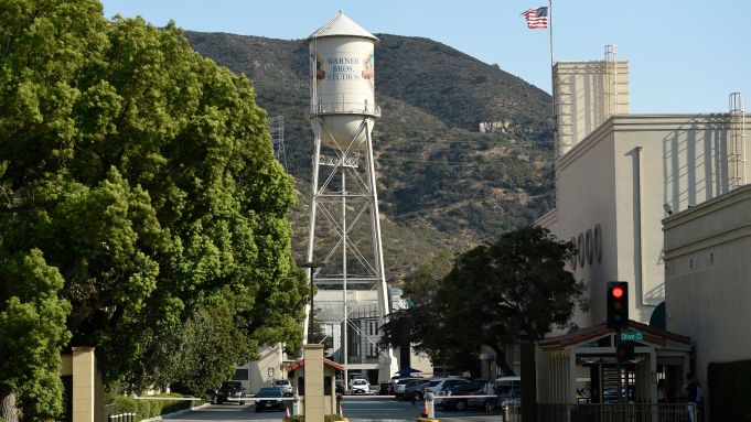 Warner Bros Lot Threatened, Prompting Burbank Police To Step Up Patrols –  Deadline