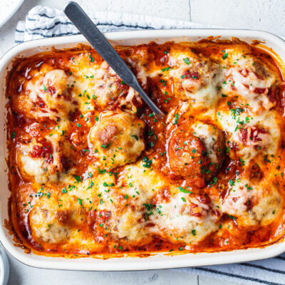 Healthy Baked Cheesy Meatball Casserole | Easy Dinner Ideas