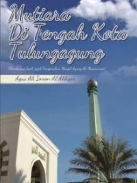 Buku Mutiara di Tengah