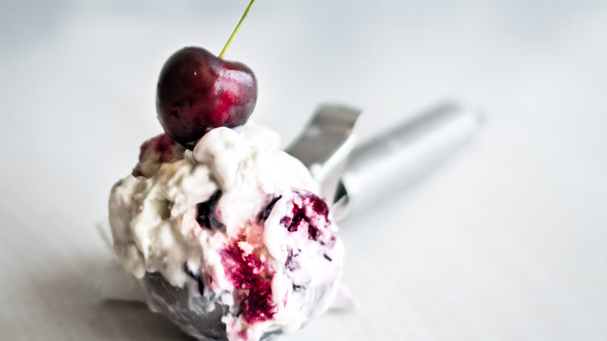 HOMEMADE ICE CREAM WITH CHERRIES