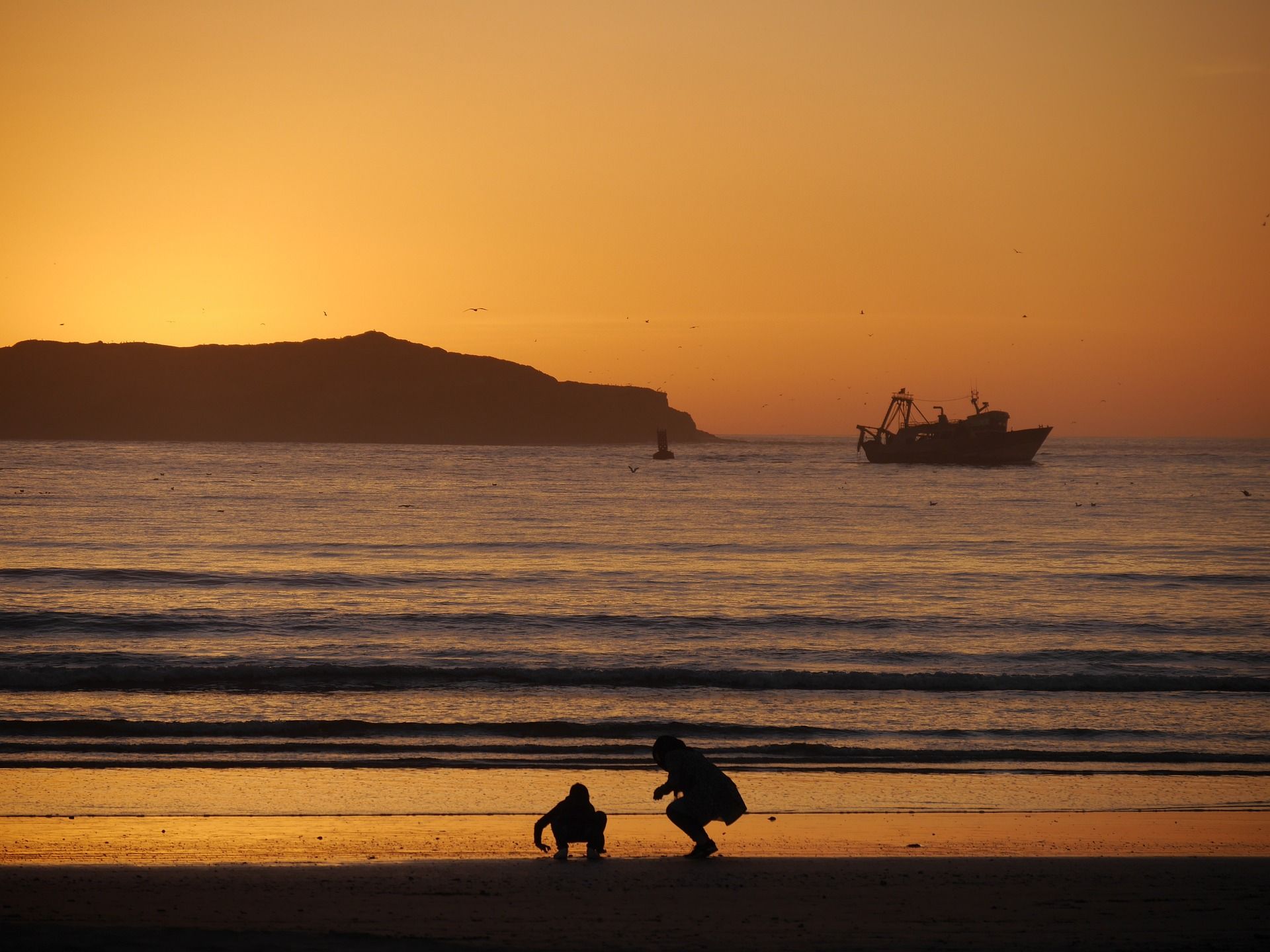 Essaouira beach sunset © Pixabay