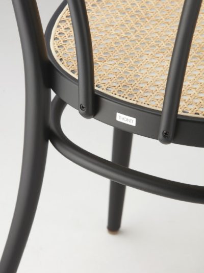 1 thonet 218 alle