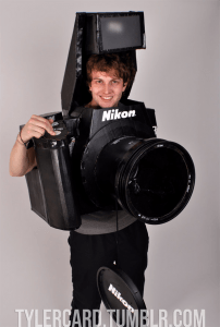 ハロウィンパーティでカメラマンに徹するための仮装 - Nikon D3 DSLR Costume -