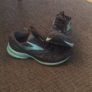 Gently Worn Brookes Running Shoes - image 1