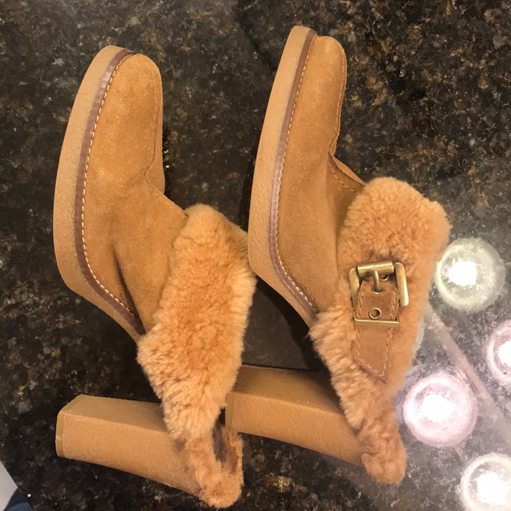 Bcbgirls Fur Lined Suede Heeled Clogs Mules - image 1