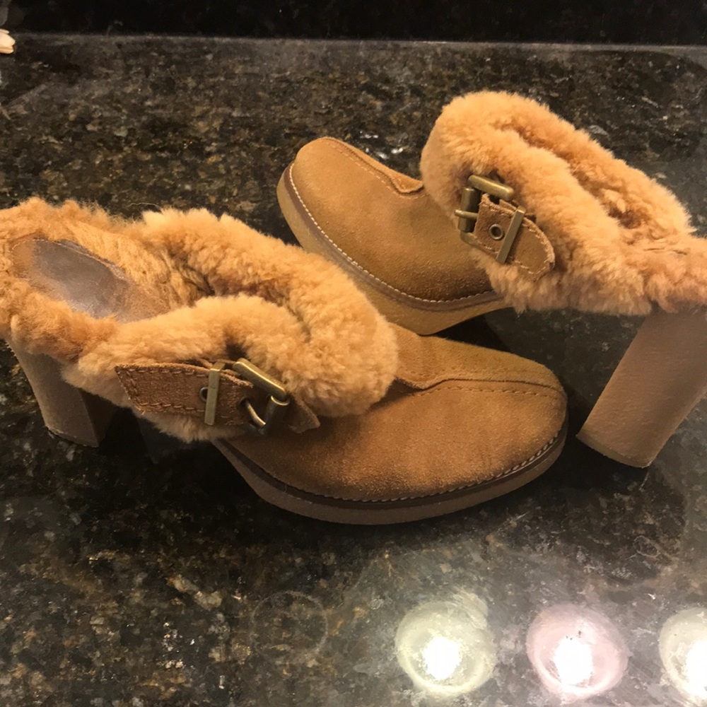 Bcbgirls Fur Lined Suede Heeled Clogs Mules - image 6