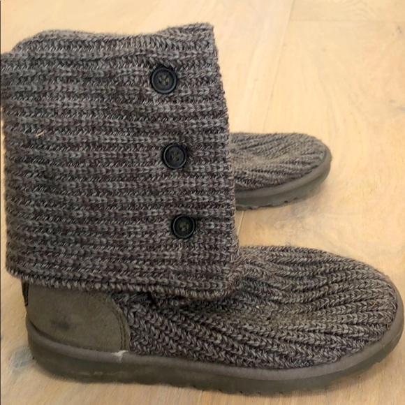 UGG Cardy knit high sweater boot - size 6 - Picture 1 of 10