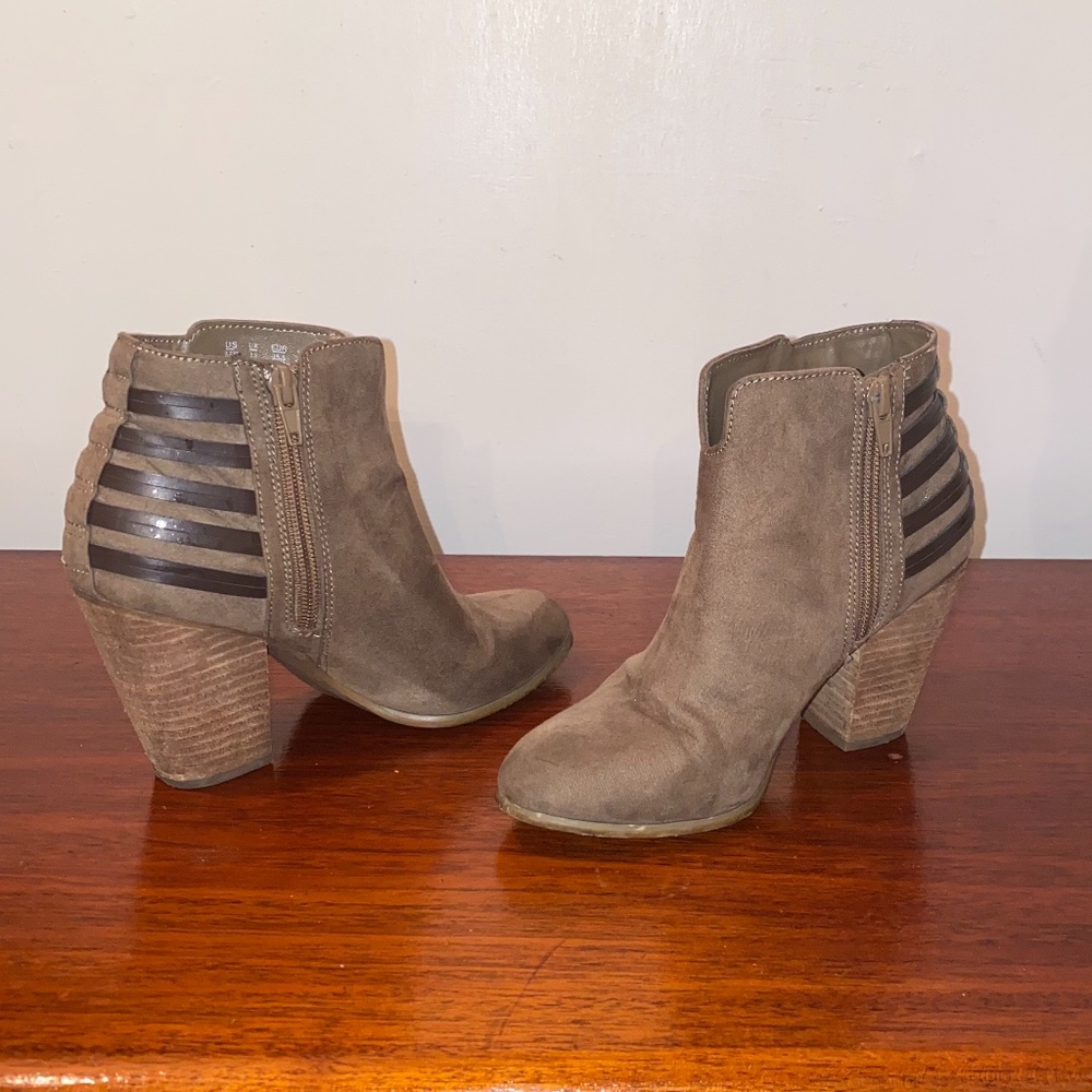 Camel Booties - image 3