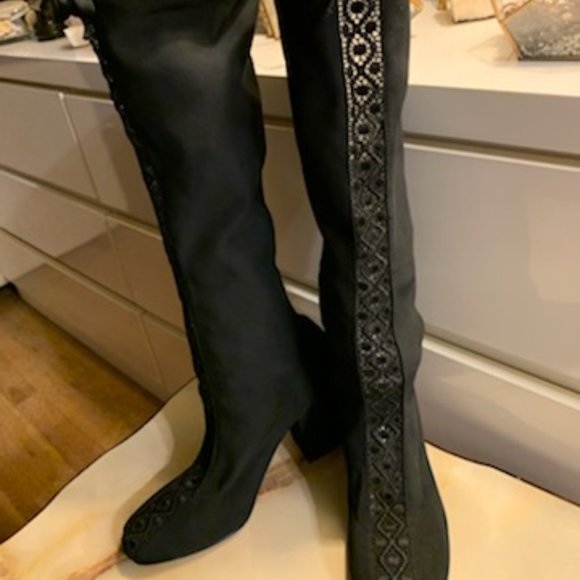 Bettye Muller Over The Knee Boots Flash Sales | www.changeyourwindows.com