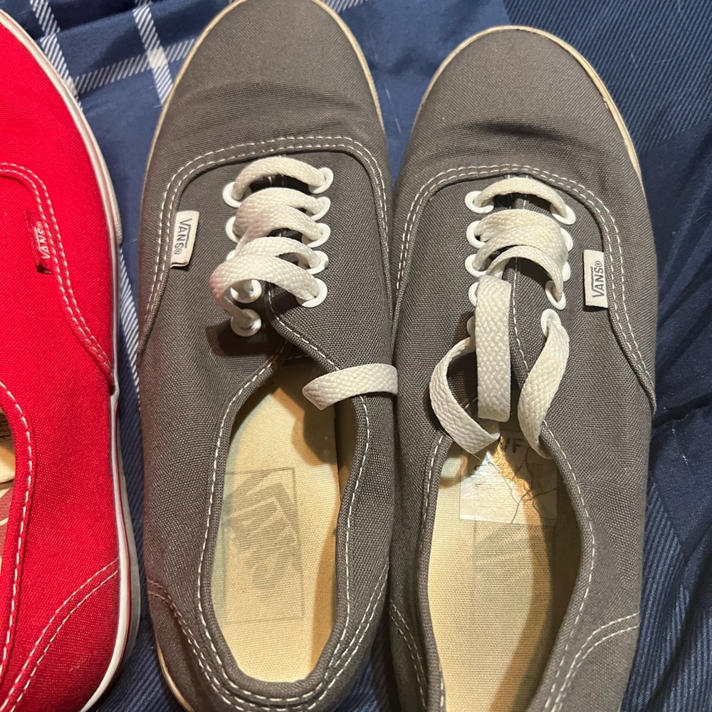 2 Pairs Of Gently Used Vans - image 4