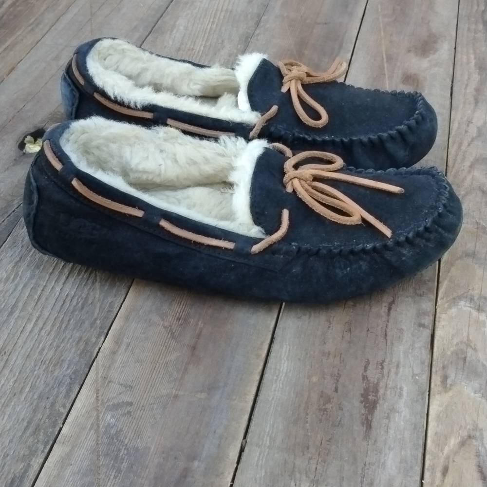 Ugg Dakota Slippers - image 2