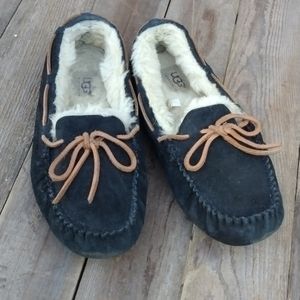 Ugg Dakota Slippers - image 1