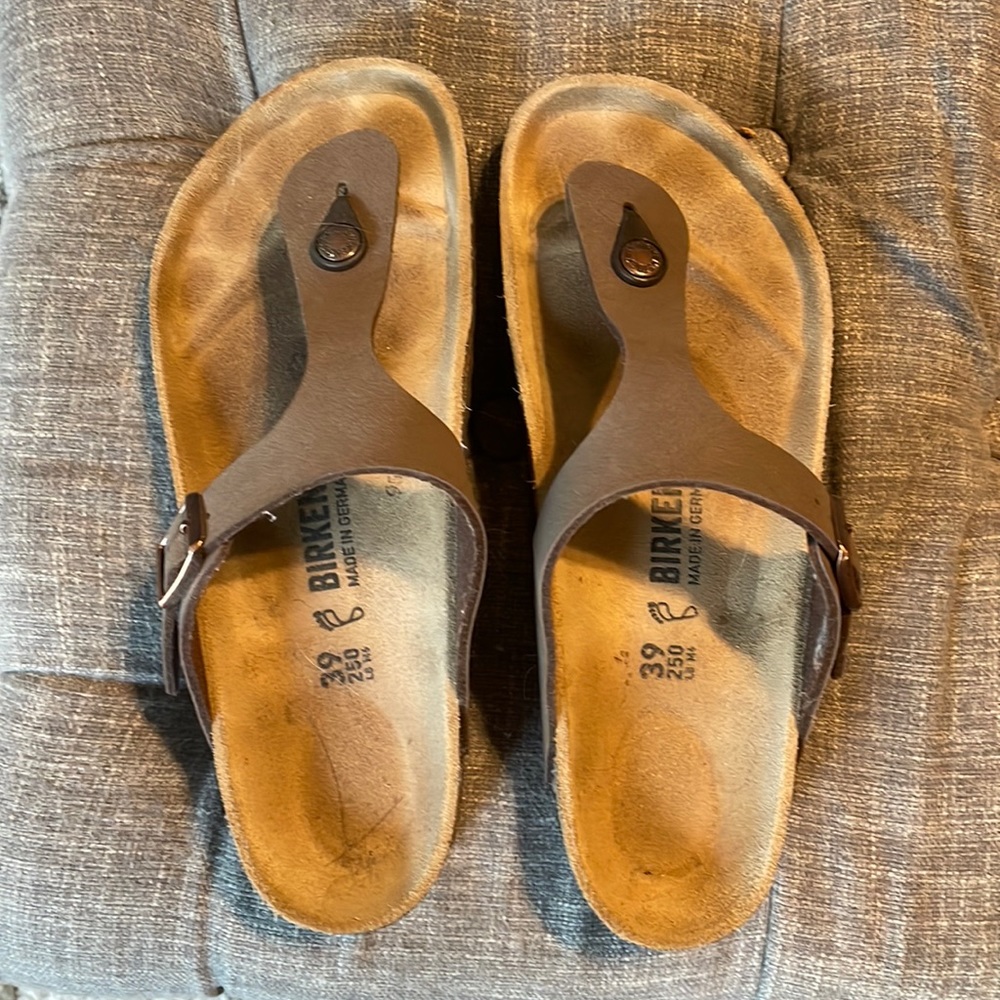 Birkenstock - Very Gently Used - image 1