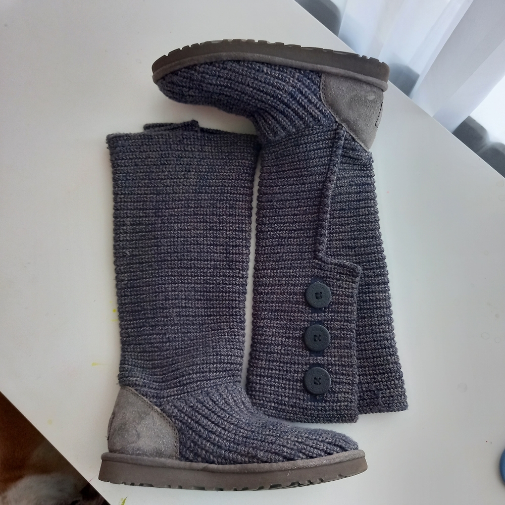 Ugg Boots Classic Cardy - image 6