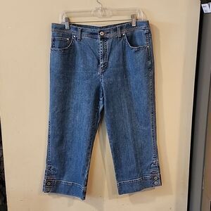 Super cute fresh Produce jeans 👖 size 12