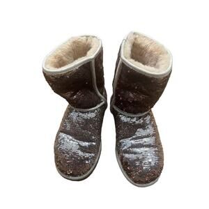 UGG AUSTRALIA FLIP SEQUINS BOOTS SIZE‎ 8