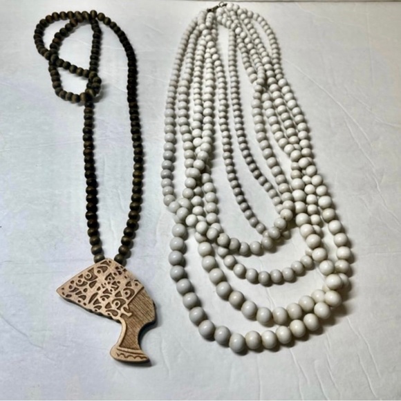 JEWELRY BUNDLE - NEFERTITI  and FASHION PEARLS NECKLACES (BROWN & CREAM) - Picture 1 of 6