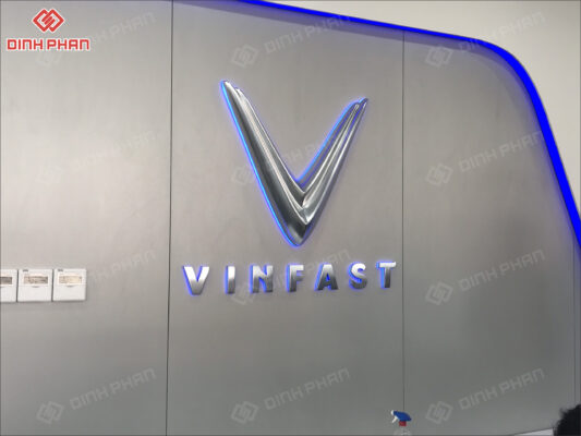 thi công dự án showroom oto vinfast vin1s