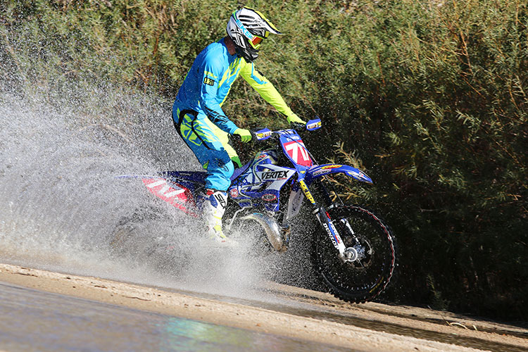 JC-Yamaha-YZ250-b3