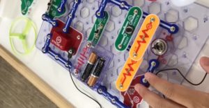 Popular Snap Circuits Extreme Kits Review