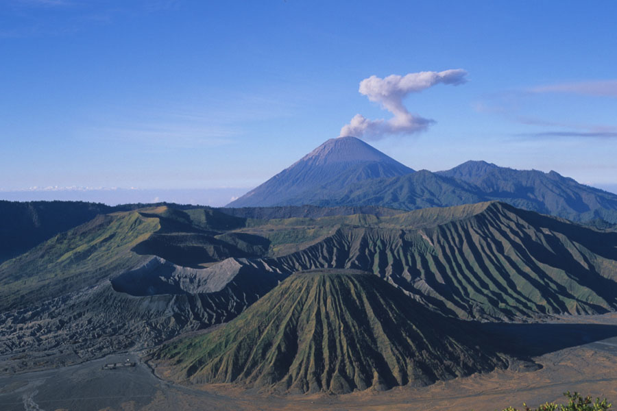 Pesona Indonesia ( Wisata Kawasan Taman Nasional Bromo Tengger Semeru) 