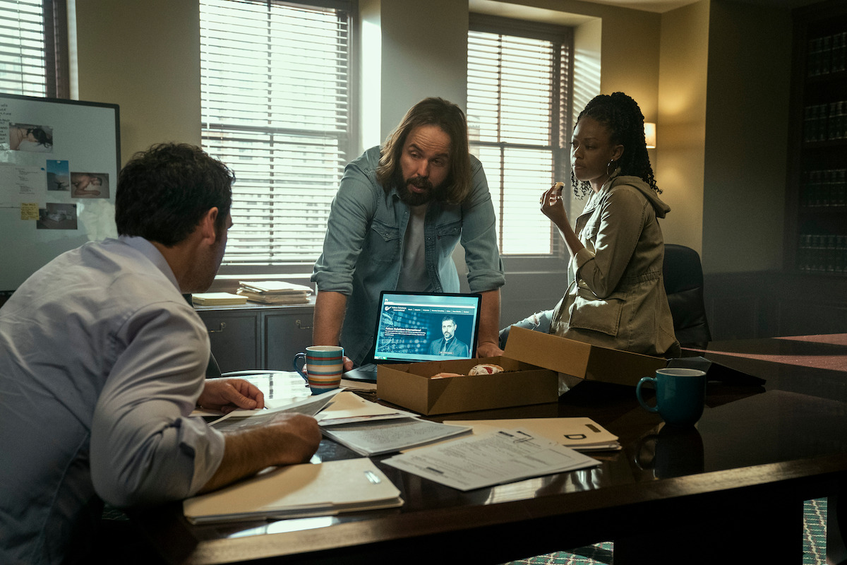 Manuel Garcia-Rulfo as Mickey Haller, Angus Sampson as Cisco, Jazz Raycole as Izzy in The Lincoln Lawyer Season 1.