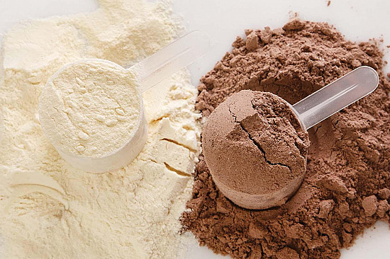 Weighing protein powders featured image