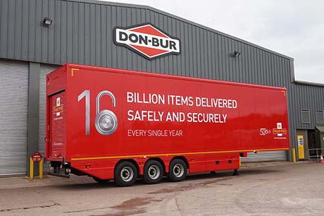 royal mail lifting deck trailer