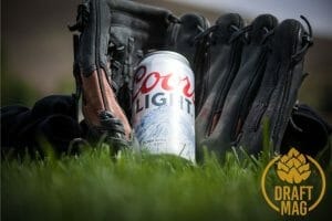 Coors Banquet vs Coors Light Comparison Guide