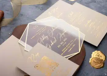 2025 Wedding Invitations Trends (Credit: halyawedding)