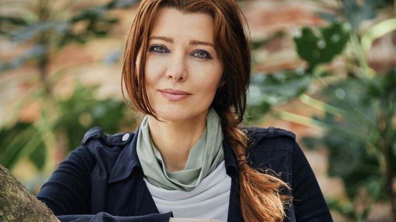 Elif Shafak, Jamie Smart and Lou Gilmond to speak at LBF's conferences in 2025