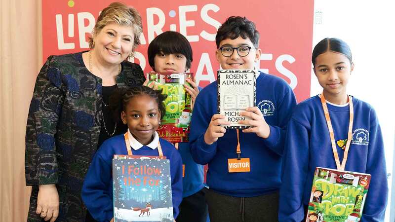 Authors, illustrators and pupil librarians visit Houses of Parliament to gain support for Libraries for Primaries campaign