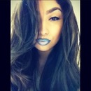 Icy blue ombré lips