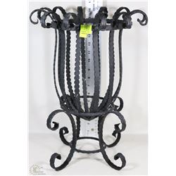 BLACK WROUGHT IRON 4 FOOTED PLANT STAND 16.5  TALL