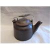 Image 3 : Vintage Cast Iron Wagner Ware Sidney 0 Tea Pot