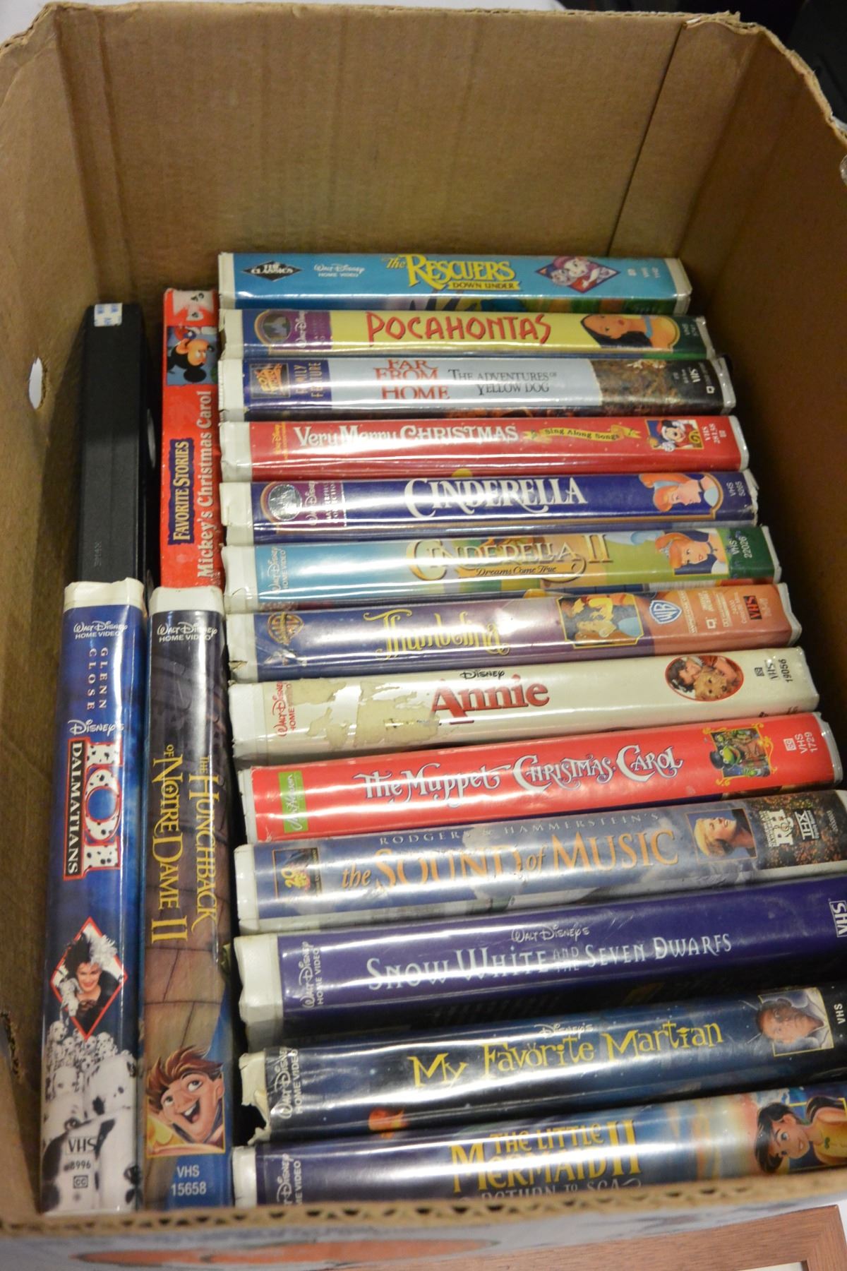 BOX LOT OF DISNEY VHS TAPES AND DISNEY PRINT - Big Valley Auction