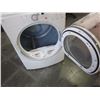 Image 4 : WHIRLPOOL DUET DRYER