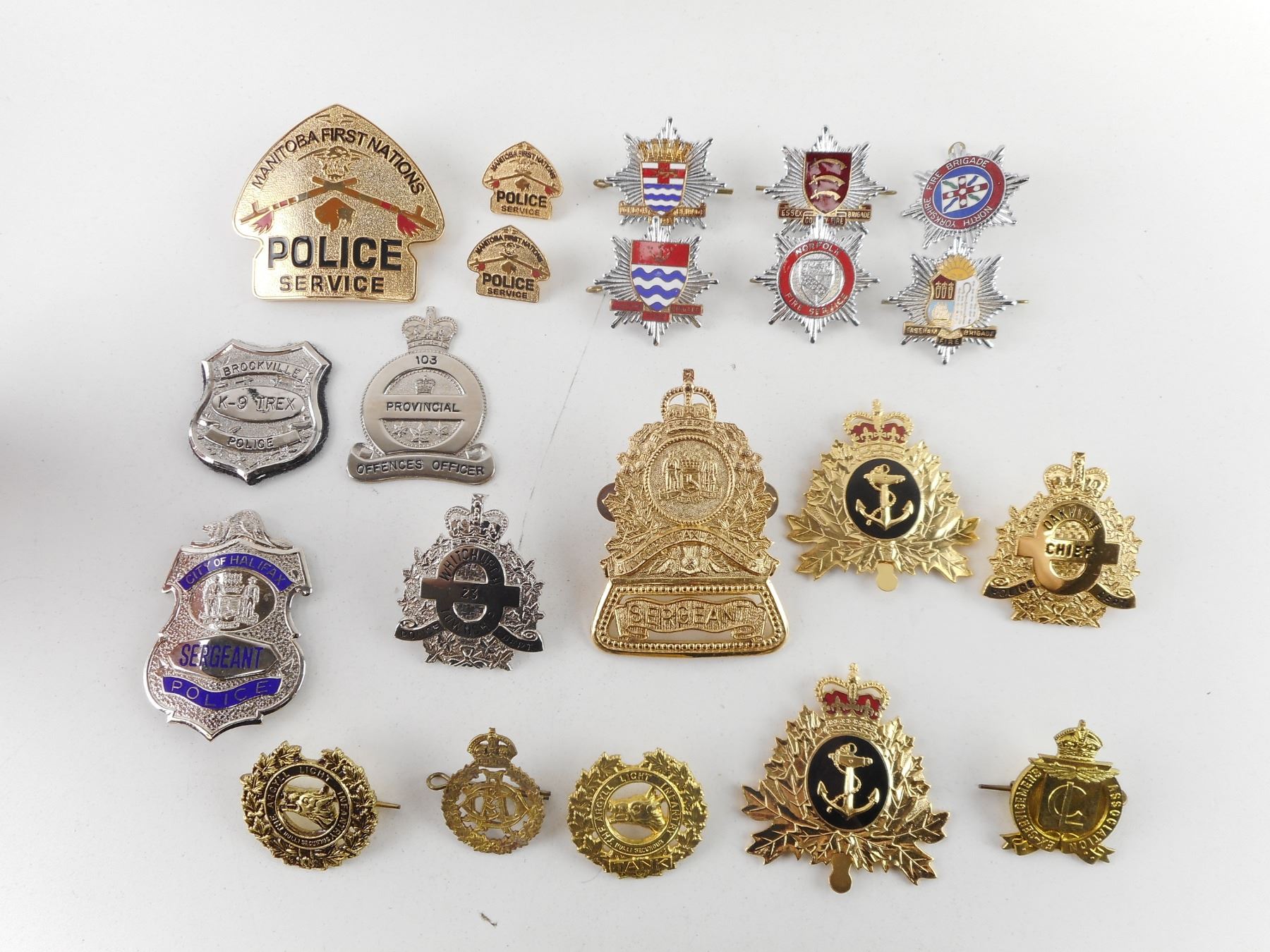 POLICE/FIRE ASSORTED BADGES