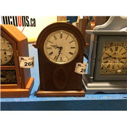 BATTERY MOVEMENT CHIME MANTLE CLOCK