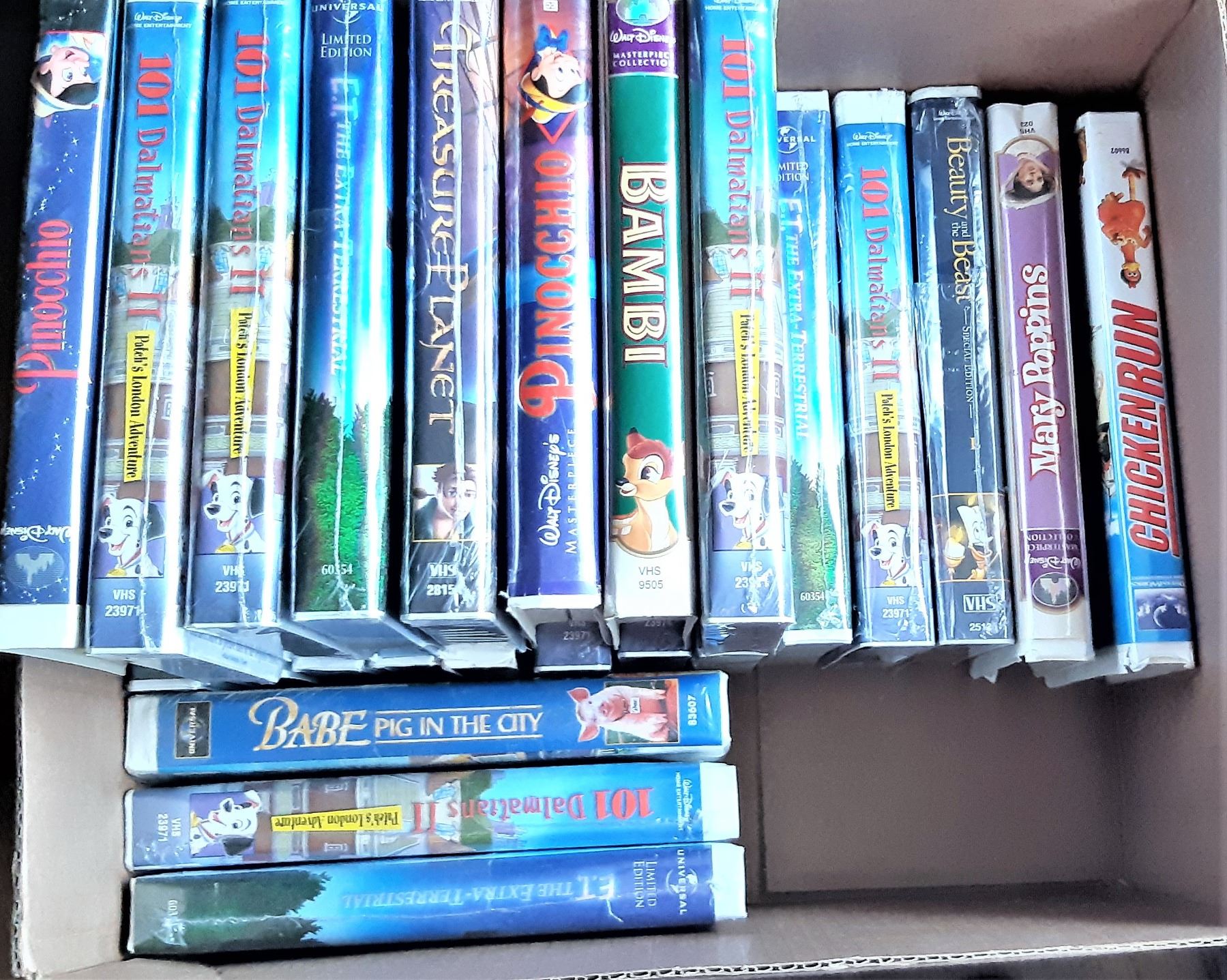 5) LOT OF 24 DISNEY VHS TAPES, 16 ARE